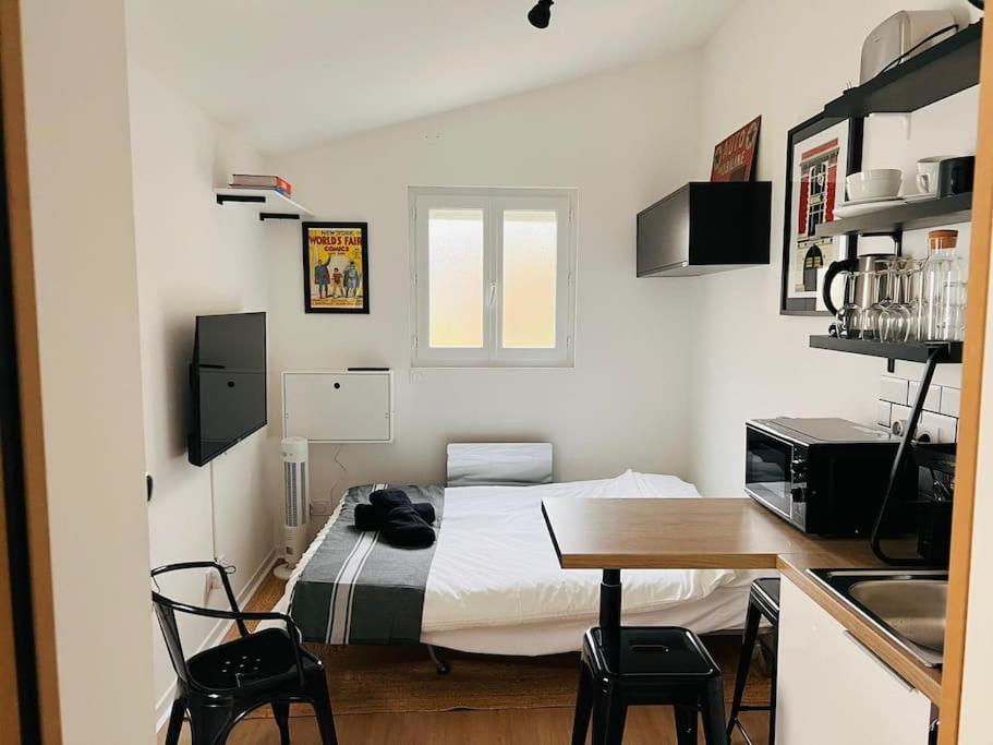 La Petite Grange - 5 Mn Gare Sncf - Wifi & Netflix Lejlighed Niort Eksteriør billede